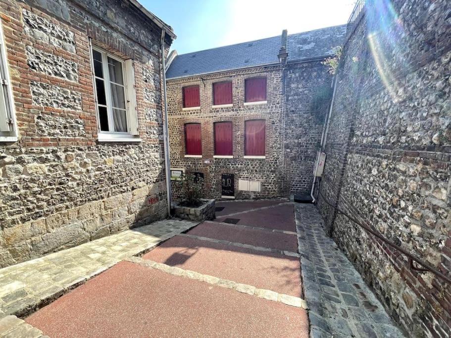 סן-ולרי-אן-קו Nouveau! La P Tite Maison Sur Le Port, Maison De Pecheurs, Renovee מראה חיצוני תמונה